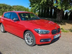 Rot Gebraucht 2018 BMW 118 Sport Line Kleinwagen | 10.999 € (Superpreis)