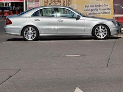 Silber Gebraucht 2006 Mercedes E280 Avantgarde Limousine | 7.200 € (Teuer)