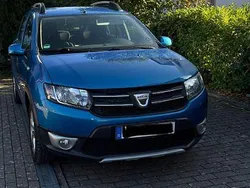 Blau Gebraucht 2014 Dacia Sandero Stepway Ambiance Kleinwagen | 7.000 € (Fairer Preis)