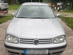 Silber Gebraucht 2002 VW Golf IV Kleinwagen | 2.900 € (Etwas zu teuer)