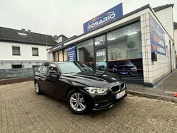 Schwarz Gebraucht 2017 BMW 318 Advantage Kombi | 10.950 € (Fairer Preis)