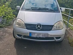 Silber Gebraucht 2003 Mercedes Vaneo Van / Kleinbus | 4.500 €
