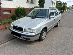 Grau Gebraucht 1999 Skoda Felicia Kombi | 400 €