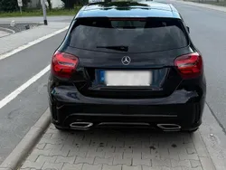 Schwarz Gebraucht 2016 Mercedes A200 AMG line Kombi | 13.900 €