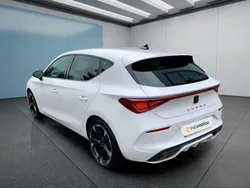 Weiß Gebraucht 2022 Cupra Leon Kleinwagen | 22.449 € (Guter Preis)