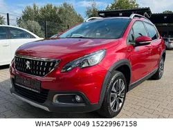Rot Gebraucht 2018 Peugeot 2008 SUV | 10.900 € (Fairer Preis)