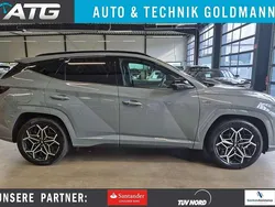 Grau Gebraucht 2024 Hyundai Tucson SUV | 37.590 € (Guter Preis)