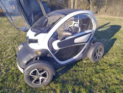 Weiß Gebraucht 2012 Renault Twizy Kleinwagen | 4.900 € (Fairer Preis)