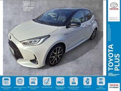 Platinweiss metallic, dach schwarz Gebraucht 2020 Toyota Yaris Hybrid Style Kleinwagen | 19.990 € (Etwas zu teuer)