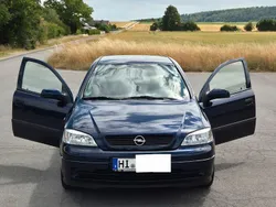Blau Gebraucht 1999 Opel Astra Limousine | 2.500 € (Fairer Preis)