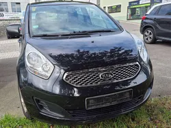 Schwarz Gebraucht 2012 Kia Venga Attract Kleinwagen | 4.450 € (Guter Preis)