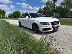 Weiß Gebraucht 2010 Audi A4 S-Line Kombi | 11.500 € (Etwas zu teuer)
