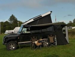 Schwarz Gebraucht 2016 Land Rover Defender SE SUV | 99.999 €