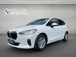 Alpinweiß uni Gebraucht 2022 BMW 218 Active Tourer Van / Kleinbus | 21.970 € (Guter Preis)