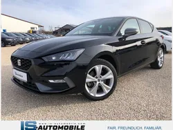 Mitternachtsschwarz Gebraucht 2020 Seat Leon FR Limousine | 21.799 € (Fairer Preis)