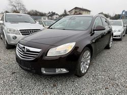 Mahogany brown (p2/so) Gebraucht 2012 Opel Insignia Kombi | 5.899 € (Fairer Preis)