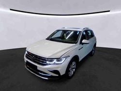 Weiß Gebraucht 2023 VW Tiguan Elegance SUV | 30.900 € (Guter Preis)