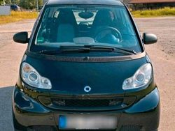 Schwarz Gebraucht 2010 Smart ForTwo Coupé Coupé | 3.300 € (Fairer Preis)