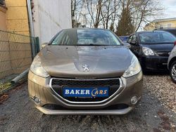 Grau Gebraucht 2012 Peugeot 208 Active Kleinwagen | 4.990 € (Guter Preis)