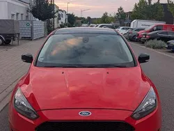 Rot Gebraucht 2015 Ford Focus ST-Line Limousine | 6.700 € (Superpreis)