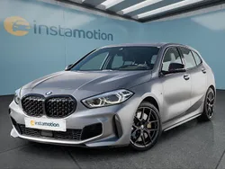 Grau Gebraucht 2022 BMW M135 Kleinwagen | 34.549 € (Fairer Preis)
