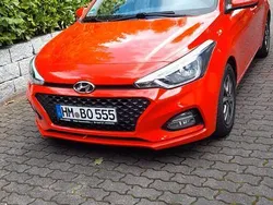 Rot Gebraucht 2018 Hyundai i20 Active Limousine | 8.999 € (Guter Preis)