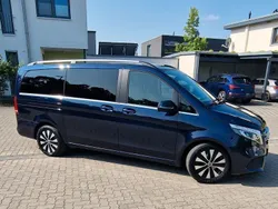Blau Gebraucht 2020 Mercedes V300 Edition Van / Kleinbus | 52.900 € (Teuer)