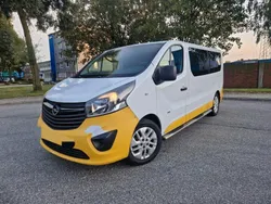 Weiß Gebraucht 2017 Opel Vivaro Van | 7.299 € (Fairer Preis)