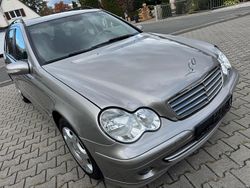 Grau Gebraucht 2005 Mercedes C200 Kombi | 4.990 €