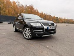 Schwarz Gebraucht 2008 VW Touareg R-line SUV | 8.450 € (Etwas zu teuer)
