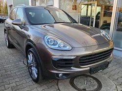 Braun Gebraucht 2015 Porsche Cayenne S SUV | 35.900 € (Fairer Preis)