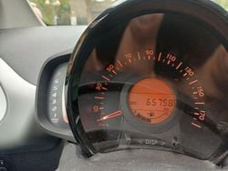Weiß Gebraucht 2014 Citroën C1 Shine Edition Kleinwagen | 6.300 € (Fairer Preis)