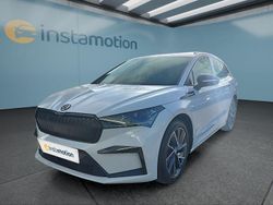 Weiß Gebraucht 2022 Skoda Enyaq iV SUV | 30.749 € (Etwas zu teuer)
