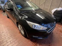 Schwarz Gebraucht 2017 Ford Focus Titanium Limousine | 9.500 € (Guter Preis)