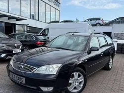 Blau Gebraucht 2004 Ford Mondeo Ghia Kombi | 1.350 € (Fairer Preis)