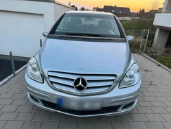 Silber Gebraucht 2005 Mercedes B170 Van / Kleinbus | 2.000 € (Superpreis)