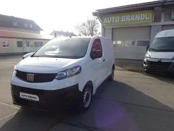 Weiß Gebraucht 2022 Fiat Scudo Basis Van / Kleinbus | 15.500 € (Etwas zu teuer)