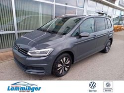 Delfingrau metallic Gebraucht 2024 VW Touran Move Van / Kleinbus | 32.990 € (Fairer Preis)