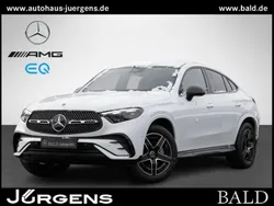 Weiss unilack polarweiss Gebraucht 2024 Mercedes GLC200 AMG SUV | 63.690 €