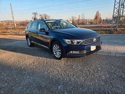 Blau Gebraucht 2018 VW Passat Trendline Kombi | 16.999 € (Guter Preis)