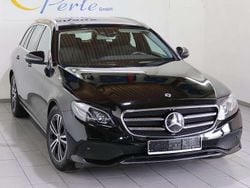 Schwarz Gebraucht 2020 Mercedes E220 Avantgarde Kombi | 28.790 € (Fairer Preis)