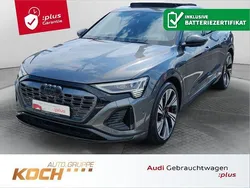 Grau Gebraucht 2023 Audi Q8 Sportback e-tron Ambiente SUV | 56.290 €