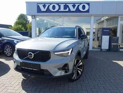 Vapour grey Gebraucht 2024 Volvo XC40 Ultra SUV | 40.900 € (Fairer Preis)