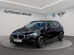 Alpinweiß uni Gebraucht 2022 BMW 118 Advantage Kleinwagen | 19.990 € (Fairer Preis)