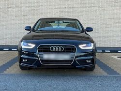 Blau Gebraucht 2014 Audi A4 Sport Limousine | 17.900 € (Fairer Preis)