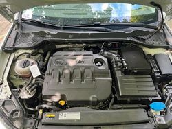 Weiß Gebraucht 2016 Seat Leon Kombi | 11.500 € (Fairer Preis)