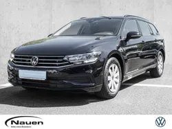 Deep black perleffekt (schwarz) Gebraucht 2022 VW Passat Conceptline Kombi | 23.331 € (Guter Preis)