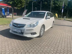 Weiß Gebraucht 2012 Subaru Legacy Active Kombi | 3.799 €