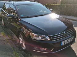 Schwarz Gebraucht 2014 VW Passat Exclusive Kombi | 8.000 € (Fairer Preis)