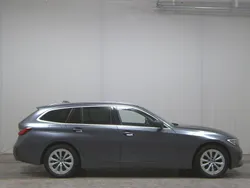 Grau Gebraucht 2020 BMW 320 Advantage Kombi | 19.480 € (Guter Preis)